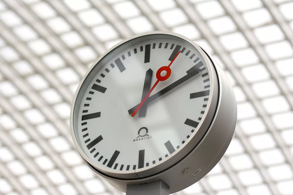 Unpacking xtime: The Intricacies of Time Management in Computing Systems